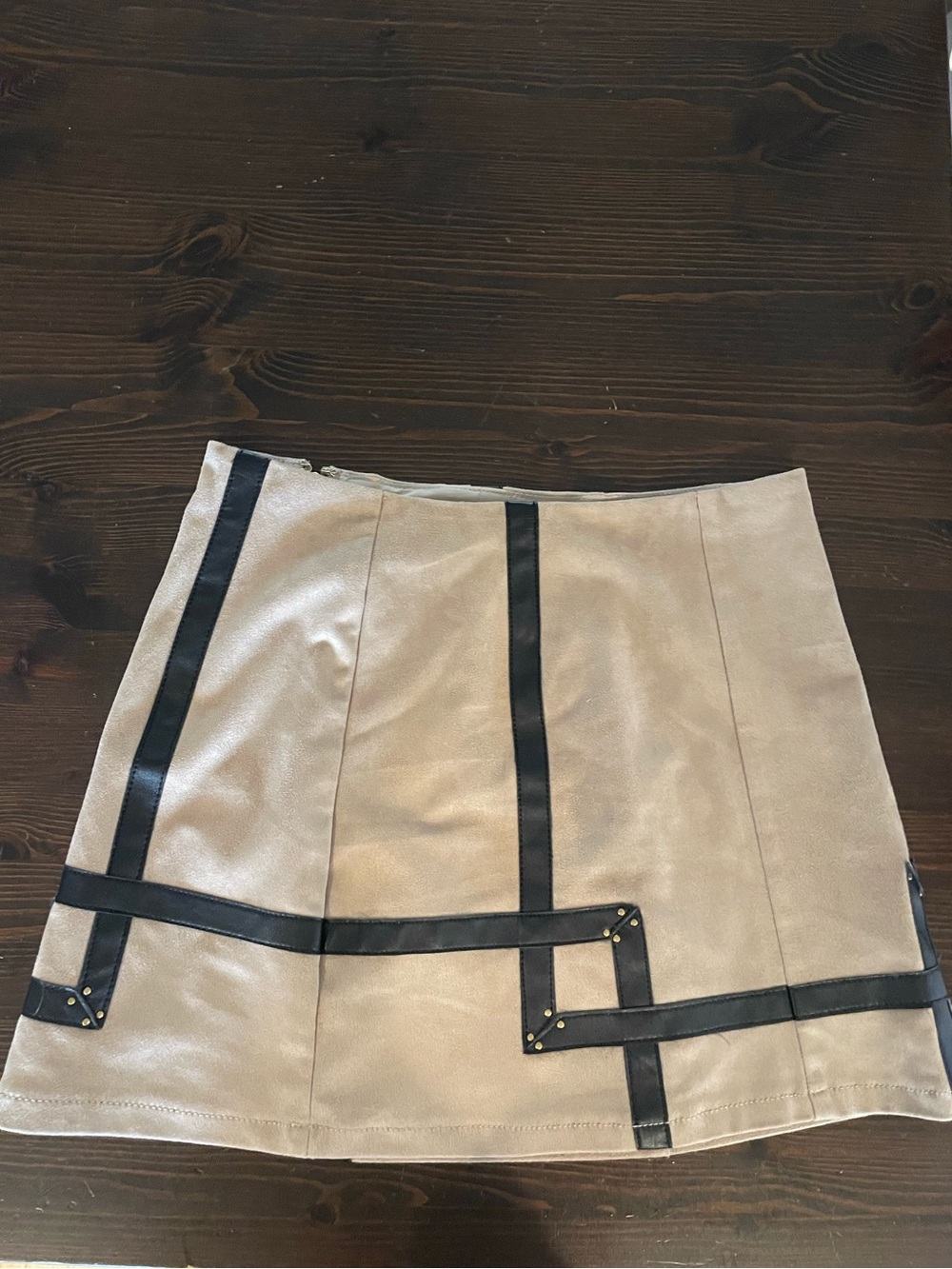 Guess Beige Mini Skirt with Black Trim